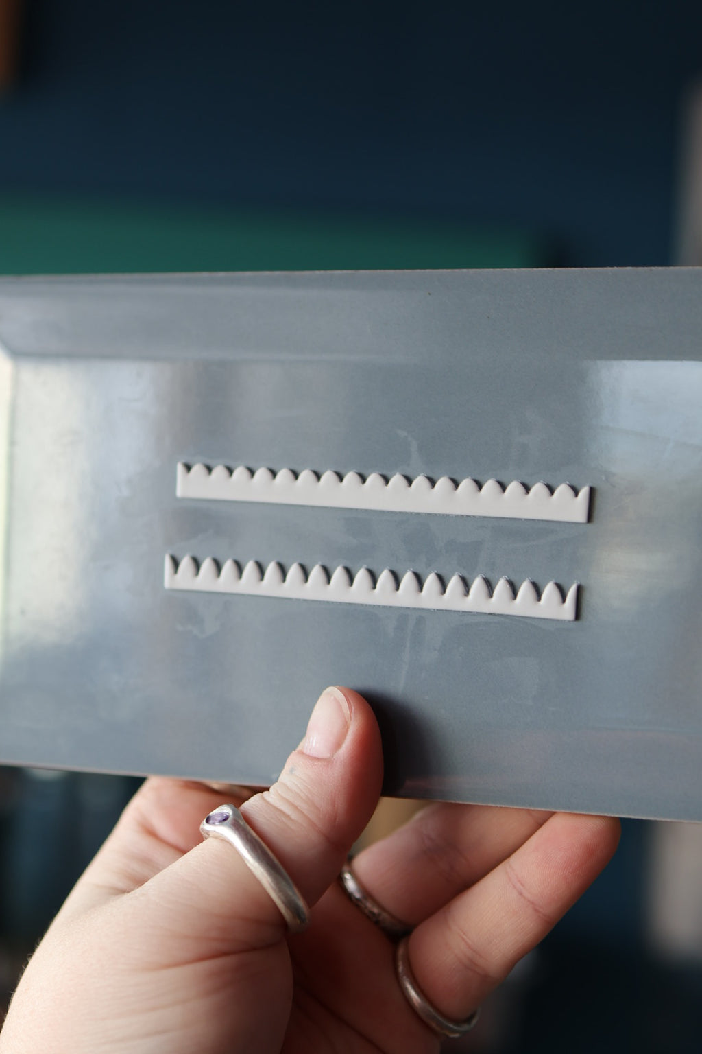 Bezel strip Cutter Pointed Scallop