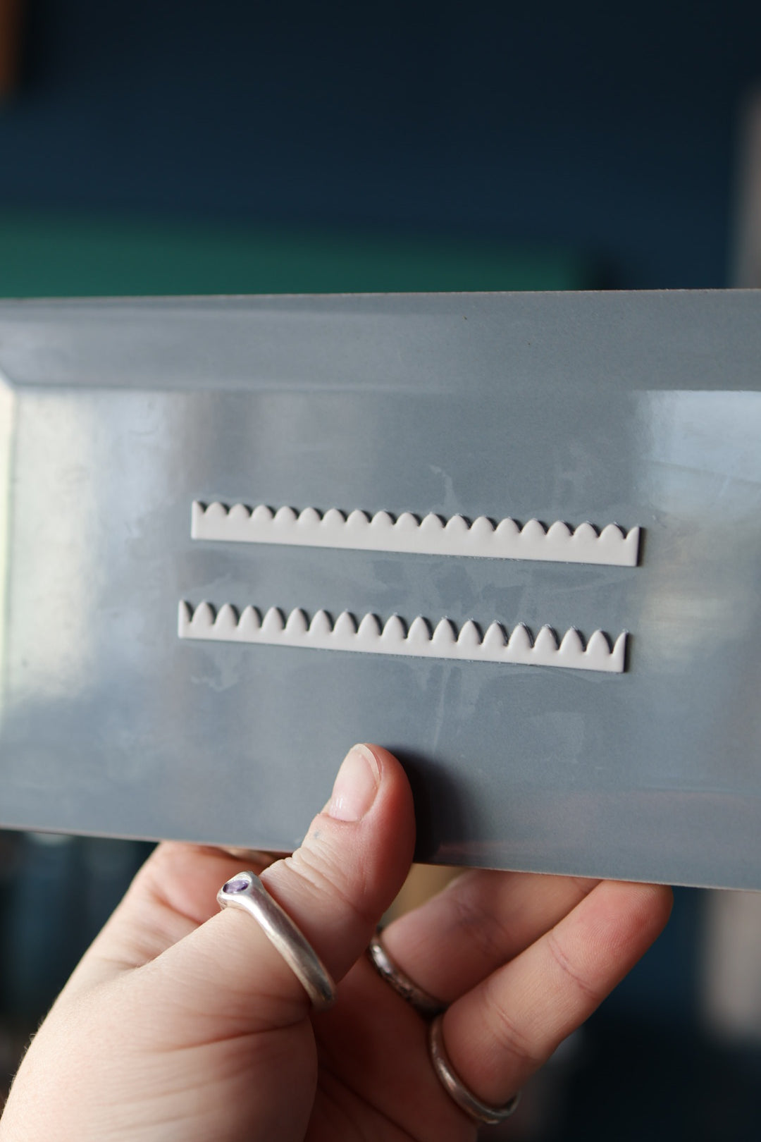 Bezel strip Cutter Pointed Scallop